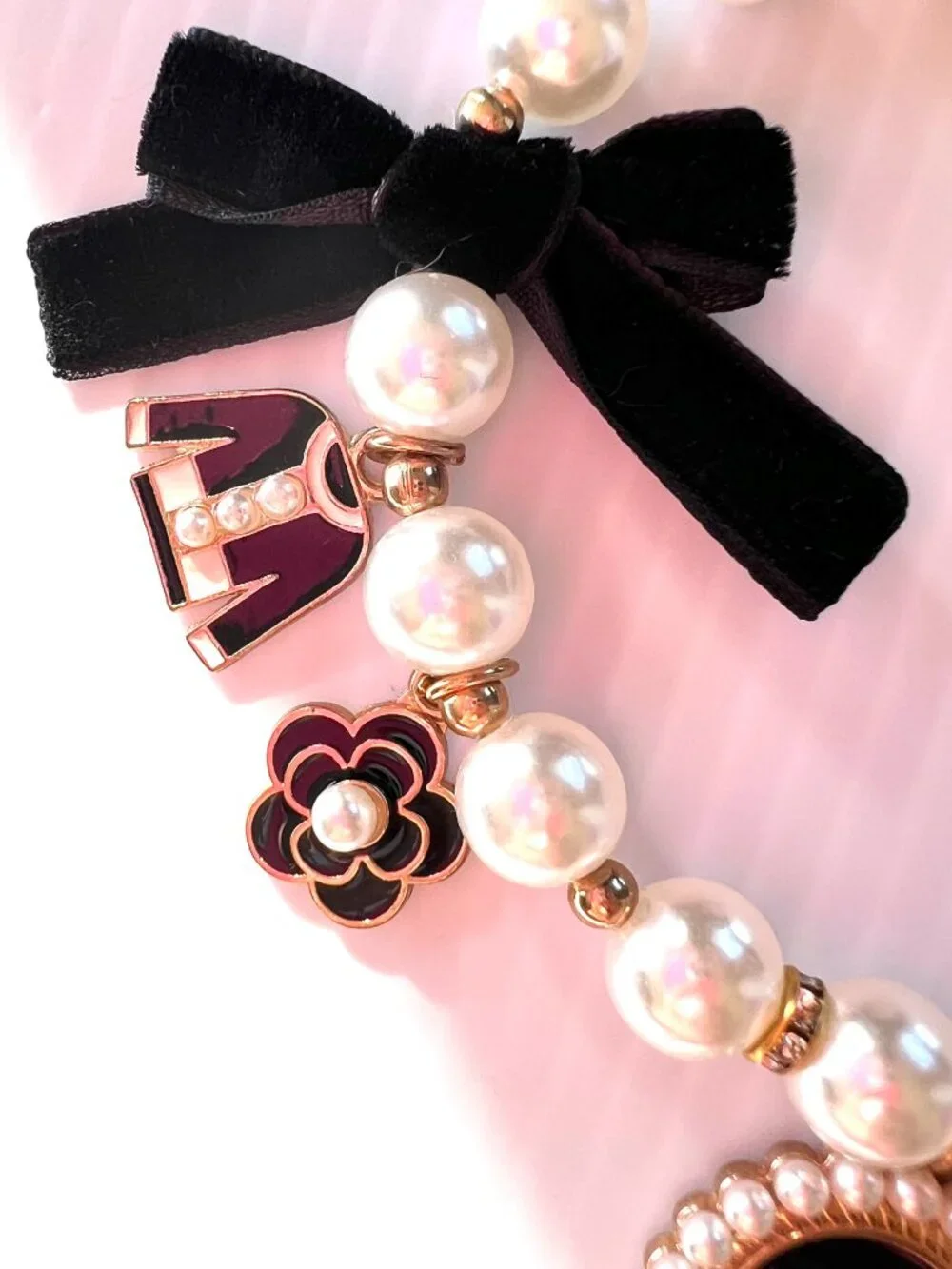 CELEBRITY CAT CLUB elegance inspired